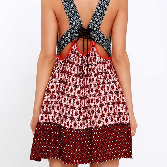 Lulus Navy Blue and Red Floral Print Dress NWT - Picture 8 of 10